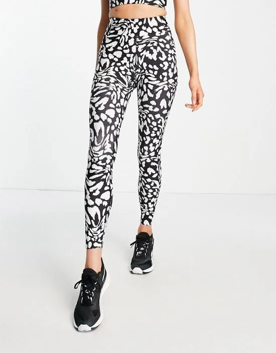 https://images.styletyx.com/images/mono-animal-legging-with-bum-sculpt-detail-asos-design-2140861_3.webp