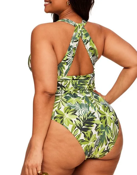 https://images.styletyx.com/images/monroe-women-s-plus-size-swimwear-one-piece-adore-me-1005637538_3.webp