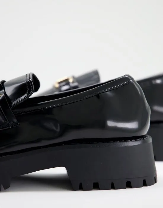 https://images.styletyx.com/images/monster-chunky-loafers-in-black-asos-design-1740131_3.webp