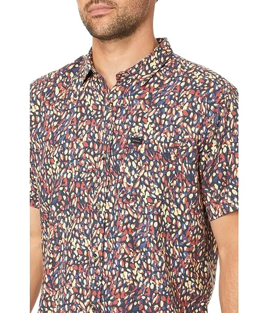 https://images.styletyx.com/images/motions-short-sleeve-woven-rip-curl-13350250_3.webp
