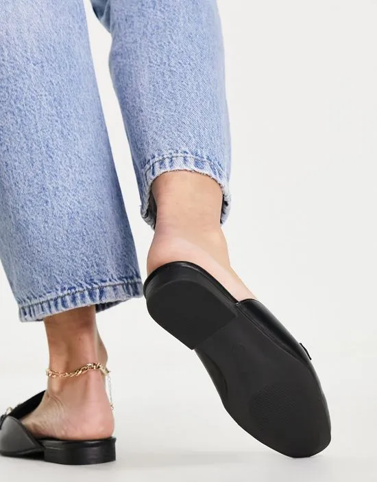 https://images.styletyx.com/images/motto-chain-flat-mules-in-black-asos-design-2122361_4.webp