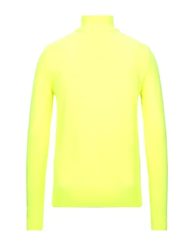 https://images.styletyx.com/images/msgm-yellow-men-s-turtleneck-msgm-3182892_2.webp