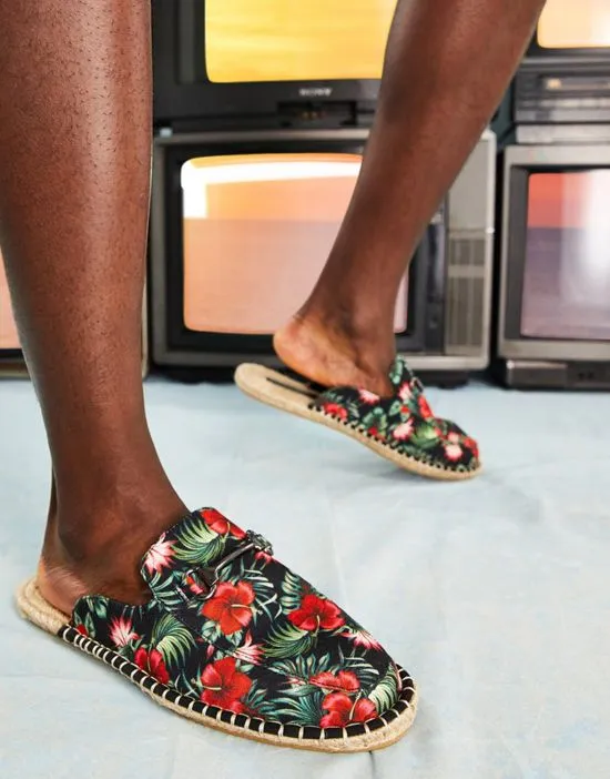 https://images.styletyx.com/images/mule-espadrilles-in-floral-print-with-snaffle-asos-design-3329462_1.webp