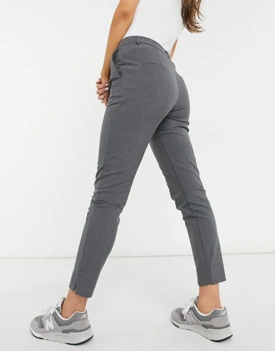 https://images.styletyx.com/images/muse-slim-leg-tailored-pant-in-gray-selected-13317279_2.webp