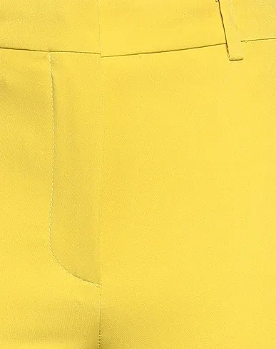 https://images.styletyx.com/images/mustard-crepe-casual-pants-vicolo-13353175_4.webp