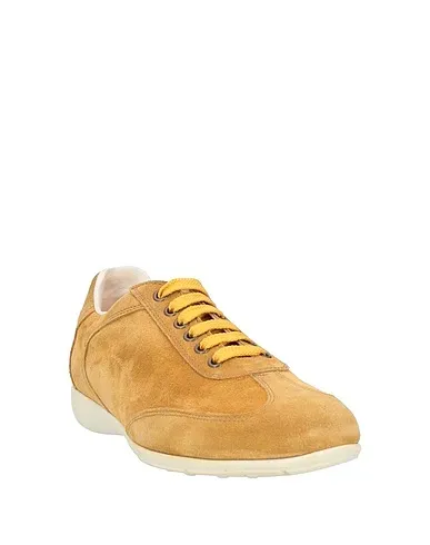 https://images.styletyx.com/images/mustard-leather-sneakers-brian-cress-711424121_2.webp