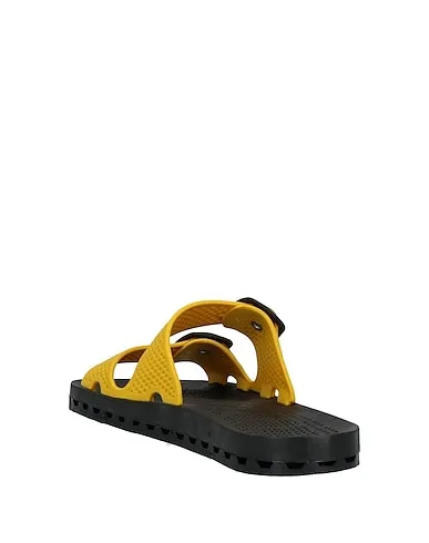 https://images.styletyx.com/images/mustard-sandals-sensi-1004370449_3.webp