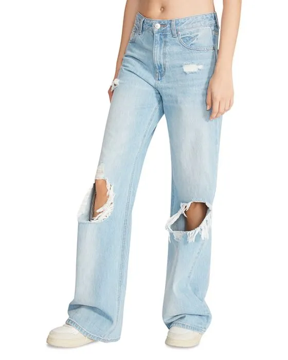 https://images.styletyx.com/images/mylah-distressed-high-rise-baggy-jeans-in-light-blue-steve-madden-594088390_3.webp