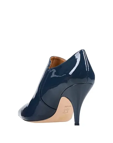 https://images.styletyx.com/images/navy-blue-ankle-boot-tory-burch-13012161_3.webp