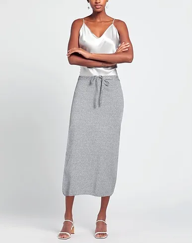 https://images.styletyx.com/images/navy-blue-knitted-midi-skirt-rohe-13434885_2.webp