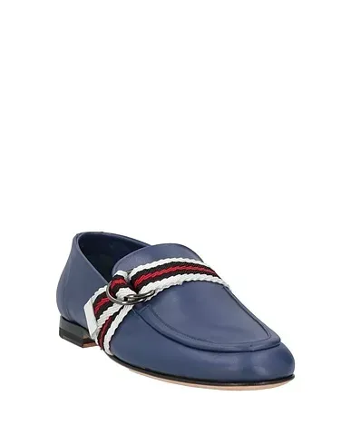 https://images.styletyx.com/images/navy-blue-leather-loafers-hazy-873416817_2.webp