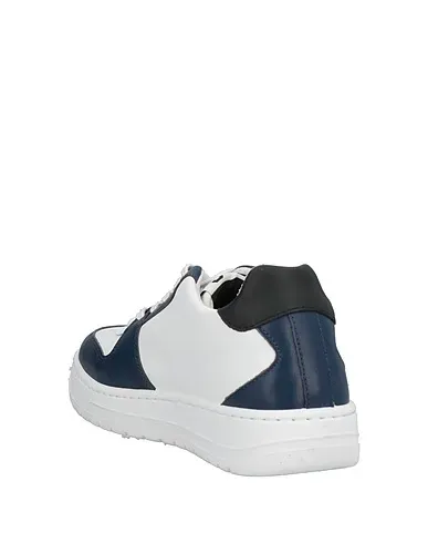 https://images.styletyx.com/images/navy-blue-leather-sneakers-2star-3248643_3.webp
