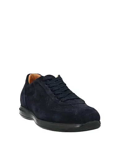 https://images.styletyx.com/images/navy-blue-leather-sneakers-brian-cress-711487937_2.webp