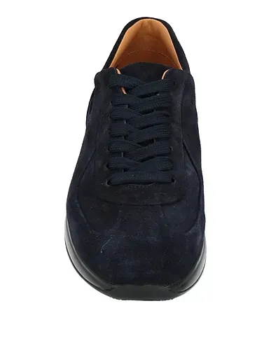https://images.styletyx.com/images/navy-blue-leather-sneakers-brian-cress-711487937_4.webp