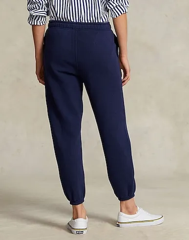 https://images.styletyx.com/images/navy-blue-sweatshirt-casual-pants-ralph-lauren-1004380412_3.webp