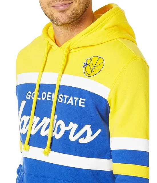 https://images.styletyx.com/images/nba-head-coach-hoodie-warriors-mitchell-ness-13709451_3.webp