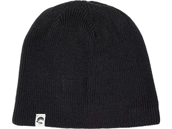 https://images.styletyx.com/images/nightfall-reflective-beanie-sunday-afternoons-2570828_2.webp