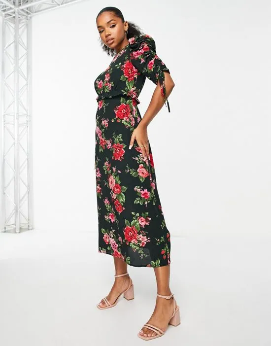 https://images.styletyx.com/images/nobody-s-child-ellis-midi-dress-in-emerald-floral-nobody-s-child-13315339_4.webp