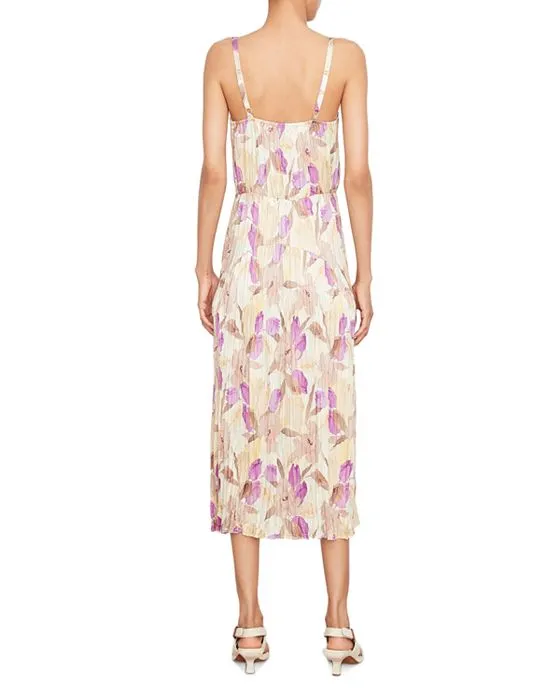 https://images.styletyx.com/images/nouveau-magnolia-midi-dress-vince-1003962522_2.webp