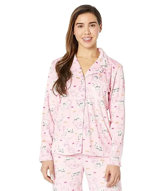 https://images.styletyx.com/images/novelties-long-sleeve-minky-fleece-girlfriend-pj-set-with-socks-karen-neuburger-13422916_2.webp