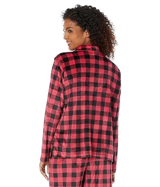 https://images.styletyx.com/images/novelties-long-sleeve-minky-fleece-girlfriend-pj-set-with-socks-karen-neuburger-2690624_4.webp