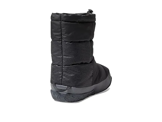 https://images.styletyx.com/images/nuptse-apres-bootie-the-north-face-13042189_5.webp