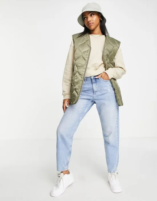 https://images.styletyx.com/images/nylon-onion-quilted-vest-in-light-khaki-asos-design-2341802_2.webp