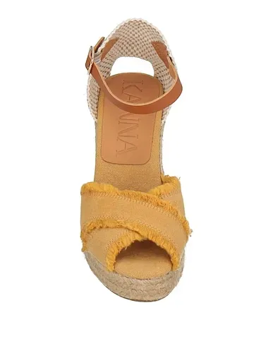 https://images.styletyx.com/images/ocher-canvas-espadrilles-kanna-13312462_4.webp