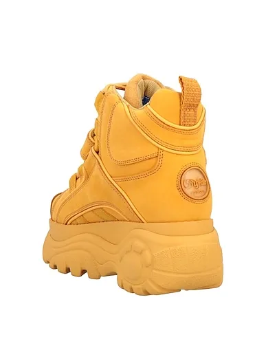 https://images.styletyx.com/images/ocher-canvas-sneakers-buffalo-433949352_3.webp