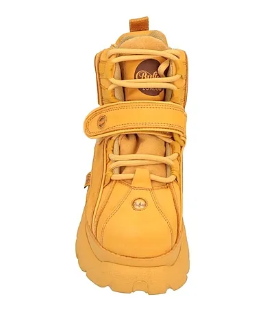 https://images.styletyx.com/images/ocher-canvas-sneakers-buffalo-433949352_4.webp