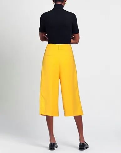 https://images.styletyx.com/images/ocher-crepe-cropped-pants-culottes-hebe-studio-603_3.webp