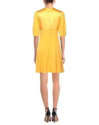 https://images.styletyx.com/images/ocher-crepe-short-dress-alexachung-1103432_3.webp