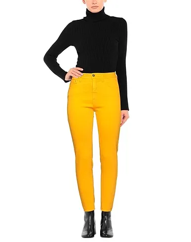https://images.styletyx.com/images/ocher-denim-denim-pants-cycle-1623942_2.webp