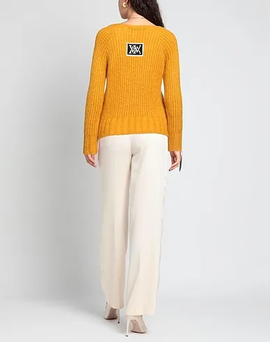 https://images.styletyx.com/images/ocher-knitted-sweater-wolm-13332277_3.webp