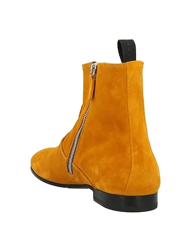 https://images.styletyx.com/images/ocher-leather-boots-giuseppe-zanotti-874026901_3.webp