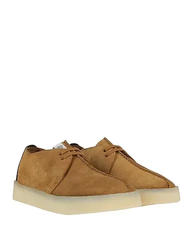 https://images.styletyx.com/images/ocher-leather-laced-shoes-clarks-originals-2722161_4.webp