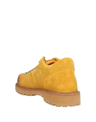 https://images.styletyx.com/images/ocher-leather-laced-shoes-diemme-1550089115_3.webp