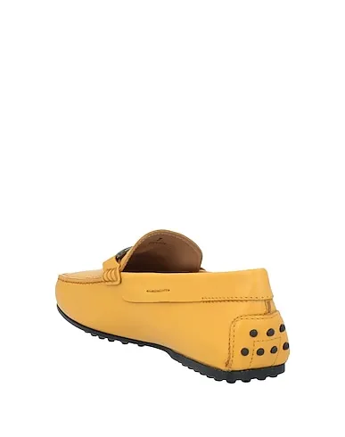 https://images.styletyx.com/images/ocher-leather-loafers-tod-s-1065755_3.webp