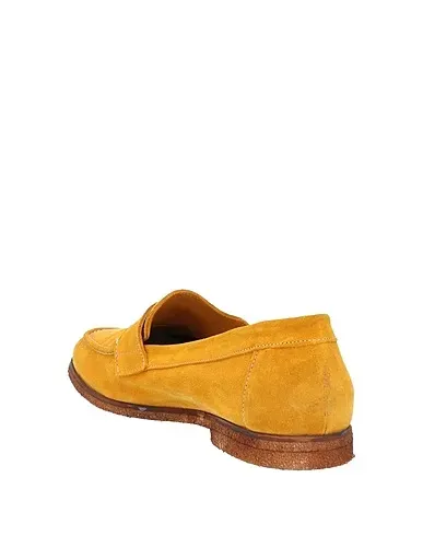 https://images.styletyx.com/images/ocher-leather-loafers-ton-gout-2296885_3.webp