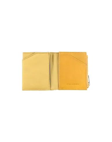 https://images.styletyx.com/images/ocher-leather-wallet-piquadro-2374935_2.webp