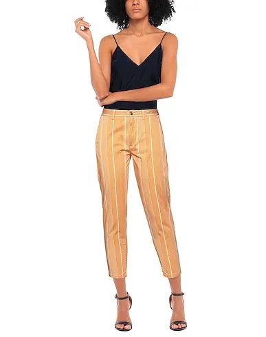 https://images.styletyx.com/images/ocher-plain-weave-cropped-pants-culottes-maison-clochard-736268_2.webp