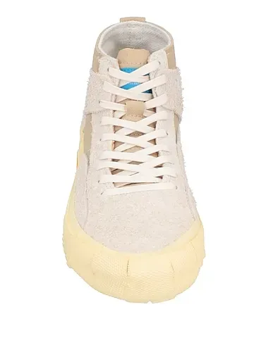 https://images.styletyx.com/images/off-white-canvas-sneakers-brandblack-13194931_4.webp