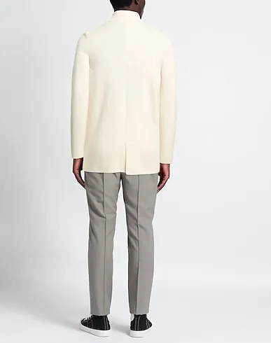 https://images.styletyx.com/images/off-white-knitted-blazer-drumohr-1371184613_3.webp