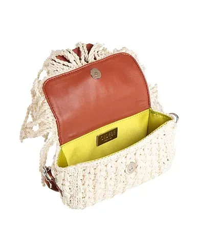 https://images.styletyx.com/images/off-white-knitted-handbag-gedebe-711906451_2.webp