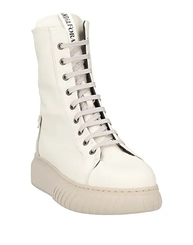 https://images.styletyx.com/images/off-white-leather-ankle-boot-andia-fora-1005221174_2.webp