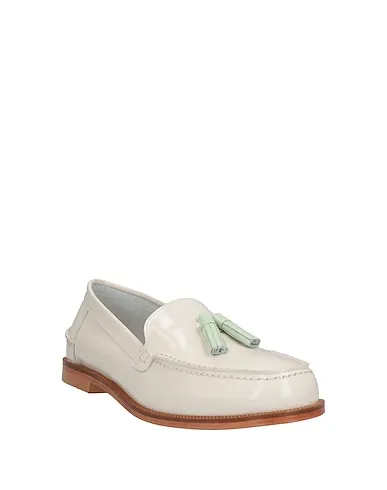 https://images.styletyx.com/images/off-white-leather-loafers-vsl-13302592_2.webp