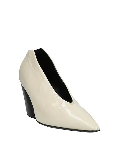 https://images.styletyx.com/images/off-white-leather-pump-halmanera-16267108_2.webp