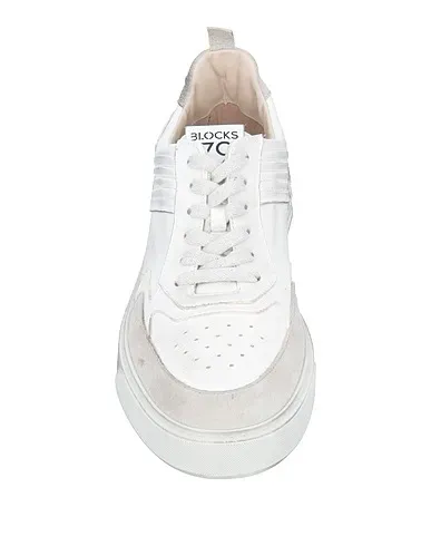 https://images.styletyx.com/images/off-white-leather-sneakers-blocks-79-1006891744_4.webp
