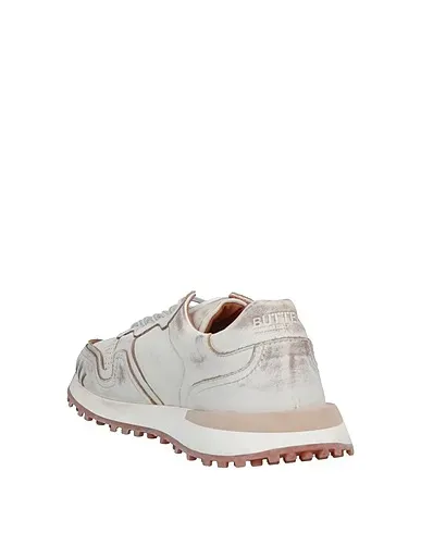 https://images.styletyx.com/images/off-white-leather-sneakers-buttero-r-13224924_3.webp