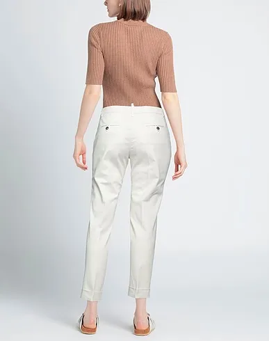https://images.styletyx.com/images/off-white-plain-weave-casual-pants-argonne-by-peserico-13440747_3.webp